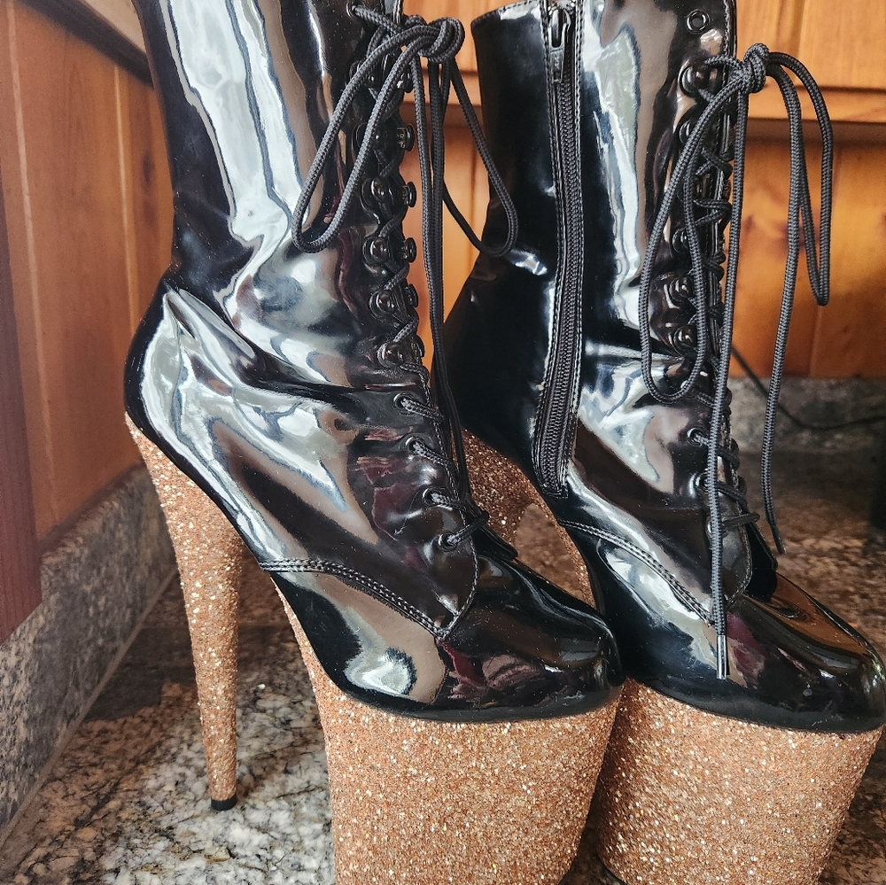 Pleaser Flamingo Ankle Boots Size 10
